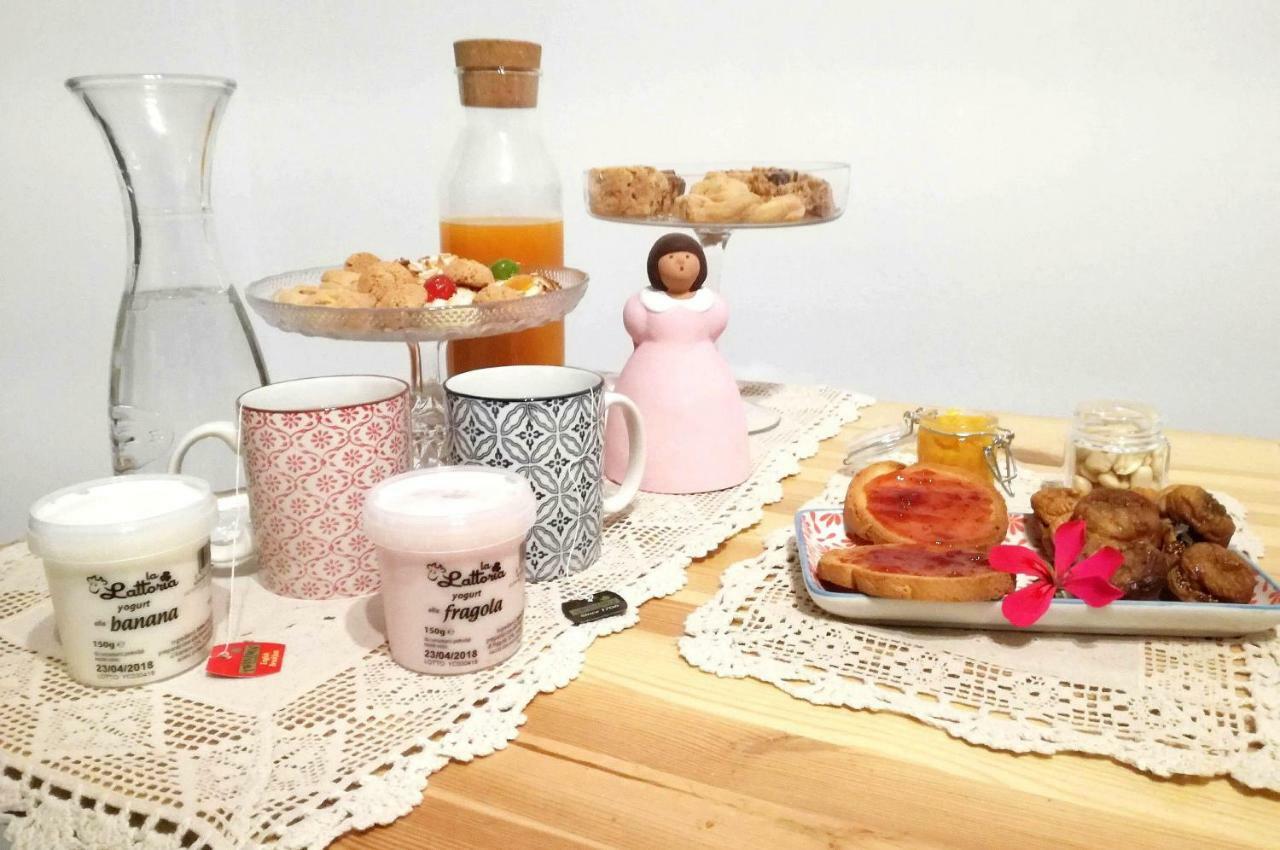 Li Suluri Bed & Breakfast Lecce Dış mekan fotoğraf